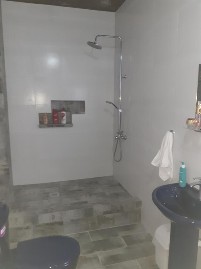 Гавань Hotell Sukhumi Exteriör bild