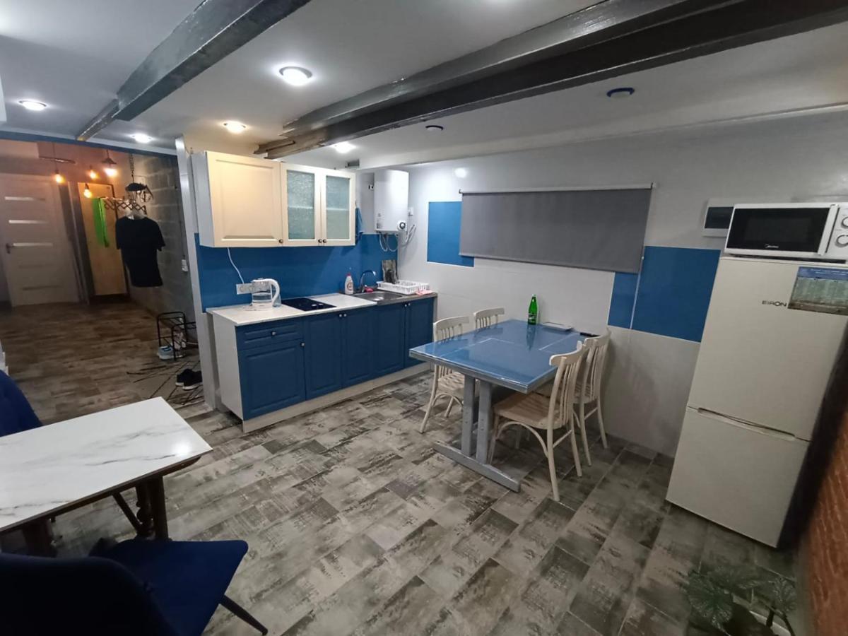 Гавань Hotell Sukhumi Exteriör bild